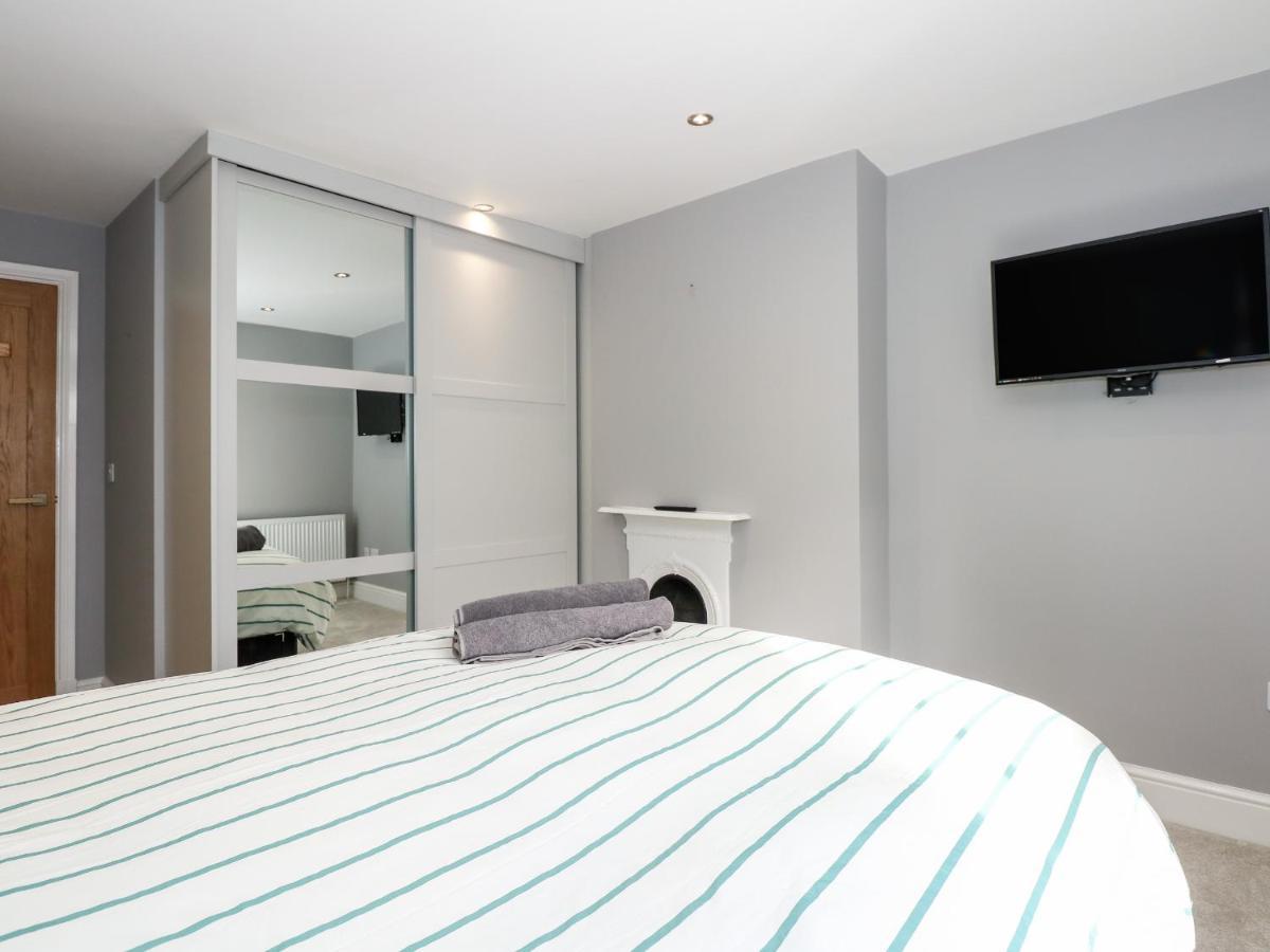 The Eastgate Apartment Лаут Екстер'єр фото